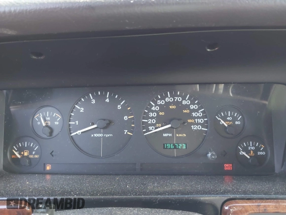 1996 Jeep Grand Cherokee Laredo with VIN 1J4GZ58Y8TC374929, listed as a IAAI auction lot 41725111 with 196,723 mi miles. Bid and sale history available at carsss.com. Image 7.