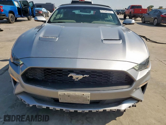 2020 Ford Mustang EcoBoost with VIN 1FATP8UH2L5113078, listed as a Copart auction lot 59794555 with 109,939 mi miles and Clean title. Bid and sale history available at DreamBid. Image 5.