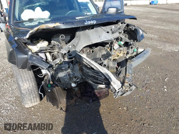 2011 Jeep Patriot Sport z VIN 1J4NT1GA6BD203899, wystawiony jako IAAI lot #41978150 z przebiegiem Nie podano mil oraz . Historia ofert i sprzedaży dostępna na DreamBid. Obrazek 6.