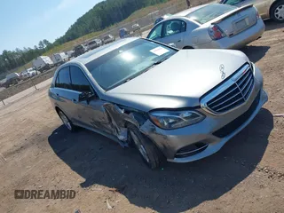 2015 Mercedes-Benz E 350 Sport с VIN WDDHF5KBXFB132330, выставлен на аукционе IAAI как лот 40921689 с пробегом 126 519 миль миль и . История ставок и продаж доступна на DreamBid. Изображение 1.