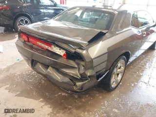 2013 Dodge Challenger SXT with VIN 2C3CDYAG9DH629189, listed as a IAAI auction lot 41374015 with 1 mi miles. Bid and sale history available at carsss.com. Image 6.