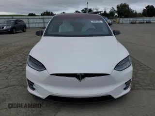 2019 Tesla Model X 75D with VIN 5YJXCAE21KF160589, listed as a Copart auction lot 50985585 with 31,273 mi miles and Salvage Title. Bid and sale history available at carsss.com. Image 5.