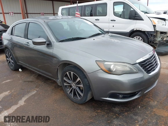 2013 Chrysler 200 Touring with VIN 1C3CCBBB4DN546912, listed as a IAAI auction lot 41786895 with 185,263 mi miles. Bid and sale history available at carsss.com. Image 1.
