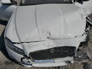 2019 Jaguar XF 25t Premium with VIN SAJBJ4FX0KCY76653, listed as a Copart auction lot 75358164 with 12,403 mi miles and Salvage Title. Bid and sale history available at carsss.com. Image 11.