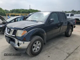 2005 Nissan Frontier LE z VIN 1N6AD07W75C426855, wystawiony jako Copart lot #59670715 z przebiegiem 197 163 mil mil oraz Czysty tytuł • Clean title. Historia ofert i sprzedaży dostępna na DreamBid. Obrazek 1.