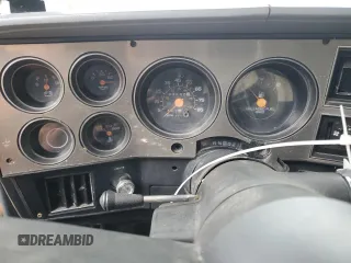 1988 Chevrolet Blazer с VIN 1GNEV18K5JF143423, выставлен на аукционе Copart как лот 55763905 с пробегом 93 600 миль миль и Чистый • Clean title. История ставок и продаж доступна на DreamBid. Изображение 9.