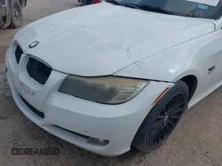 2011 BMW 3 Series 328i xDrive with VIN WBAPK7C54BA970601, listed as a IAAI auction lot 41893561 with 183,043 mi miles. Bid and sale history available at carsss.com. Image 12.