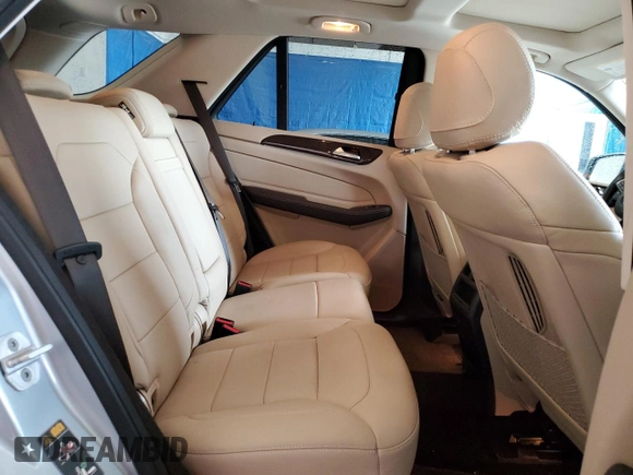2017 Mercedes-Benz GLE 350 z VIN 4JGDA5HB0HA871838, wystawiony jako Copart lot #62673365 z przebiegiem 49 866 mil mil oraz Szkoda całkowita • Salvage title. Historia ofert i sprzedaży dostępna na DreamBid. Obrazek 11.