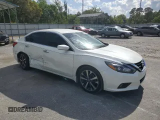 2016 Nissan Altima SL z VIN 1N4BL3AP7GC248886, wystawiony jako Copart lot #52688035 z przebiegiem 121 984 mil mil oraz Szkoda całkowita • Salvage title. Historia ofert i sprzedaży dostępna na DreamBid. Obrazek 4.