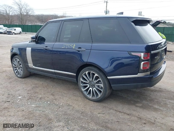 2018 Land Rover Range Rover Autobiography with VIN SALGV2RE6JA500565, listed as a IAAI auction lot 41881409 with 32,559 mi miles. Bid and sale history available at carsss.com. Image 3.