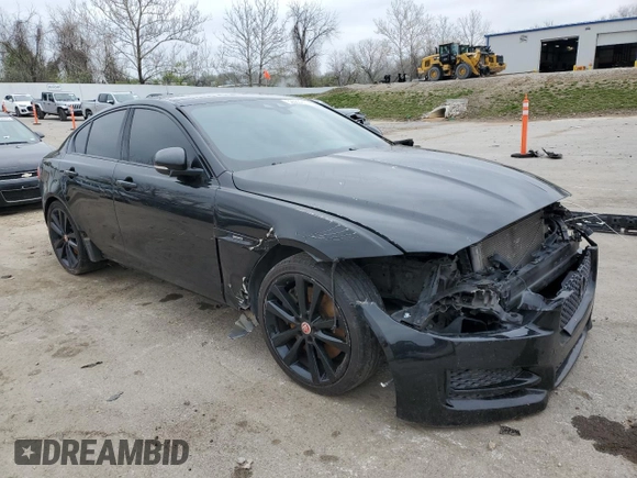 2017 Jaguar XE 35t R-Sport z VIN SAJAL4BV3HA973635, wystawiony jako Copart lot #52683915 z przebiegiem 138 331 mil mil oraz Szkoda całkowita • Salvage title. Historia ofert i sprzedaży dostępna na DreamBid. Obrazek 4.