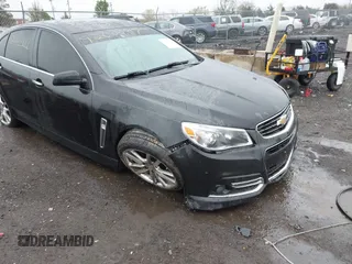 2014 Chevrolet SS z VIN 6G3F15RW9EL947073, wystawiony jako IAAI lot #42000917 z przebiegiem 115 395 mil mil oraz . Historia ofert i sprzedaży dostępna na DreamBid. Obrazek 6.