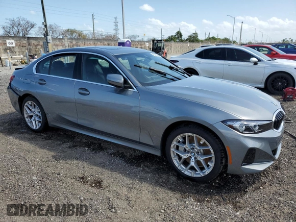 2025 BMW 3 Series 330i with VIN 3MW69CW05S8F32987, listed as a Copart auction lot 51054715 with 1,613 mi miles and Clean Title. Bid and sale history available at carsss.com. Image 4.