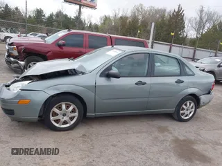 2005 Ford Focus S with VIN 1FAFP34N55W316128, listed as a IAAI auction lot 41830704 with 120,638 mi miles and . Bid and sale history available at carsss.com. Image 14.