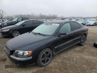 2004 Volvo S60 with VIN YV1RH59H142389189, listed as a Copart auction lot 43002135 with 161,744 mi miles and Salvage Title. Bid and sale history available at carsss.com. Image 1.