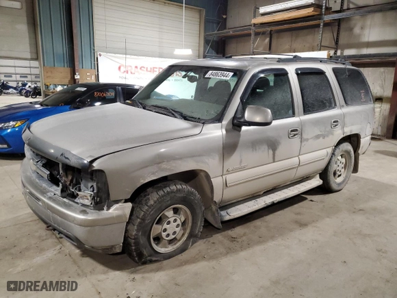 2000 Chevrolet New Tahoe LT with VIN 1GNEC13T0YJ161129, listed as a Copart auction lot 84863944 with 322,880 mi miles and Salvage Title. Bid and sale history available at carsss.com. Image 1.