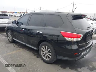 2016 Nissan Pathfinder S with VIN 5N1AR2MNXGC637753, listed as a IAAI auction lot 41526049 with 119,409 mi miles and . Bid and sale history available at DreamBid. Image 3.