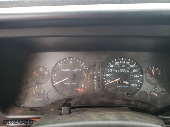 1996 Dodge Ram 1500 with VIN 1B7HC16Z2TS571133, listed as a Copart auction lot 71982594 with 233,135 mi miles and Salvage Title. Bid and sale history available at carsss.com. Image 9.