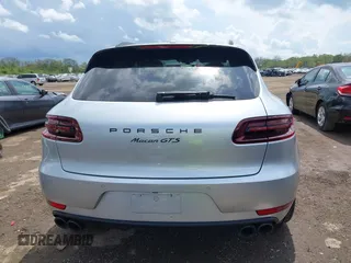 2018 Porsche Macan GTS z VIN WP1AG2A59JLB62326, wystawiony jako IAAI lot #42176369 z przebiegiem 87 686 mil mil oraz . Historia ofert i sprzedaży dostępna na DreamBid. Obrazek 16.