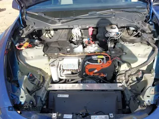 2022 Tesla Model Y Long Range z VIN 7SAYGDEE0NF429399, wystawiony jako IAAI lot #42333630 z przebiegiem 32 937 mil mil oraz . Historia ofert i sprzedaży dostępna na DreamBid. Obrazek 10.