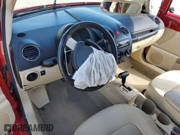 2009 Volkswagen Beetle S with VIN 3VWRG31C39M514610, listed as a Copart auction lot 50376005 with 56,816 mi miles and Salvage title. Bid and sale history available at DreamBid. Image 8.