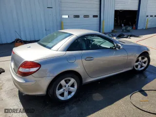 2006 Mercedes-Benz SLK-Class 3.0L with VIN WDBWK54F36F120802, listed as a Copart auction lot 49447415 with 133,291 mi miles and Salvage Title. Bid and sale history available at carsss.com. Image 3.