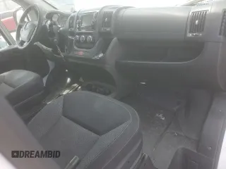 2016 Ram ProMaster Cargo with VIN 3C6URVJG2GE122559, listed as a Copart auction lot 55882015 with 340,773 mi miles and Clean Title. Bid and sale history available at DreamBid. Image 8.
