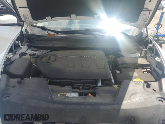 2018 Jeep Cherokee Latitude Plus с VIN 1C4PJMLX9JD597624, выставлен на аукционе Copart как лот 64314295 с пробегом 76 608 миль миль и Списание • Salvage title. История ставок и продаж доступна на DreamBid. Изображение 12.