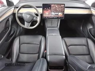 2022 Tesla Model 3 z VIN 5YJ3E1EA2NF291325, wystawiony jako Copart lot #60172435 z przebiegiem 128 928 mil mil oraz Czysty tytuł • Clean title. Historia ofert i sprzedaży dostępna na DreamBid. Obrazek 8.