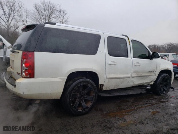 2007 GMC Yukon XL SLT with VIN 1GKFK16317J257012, listed as a Copart auction lot 46923215 with 179,353 mi miles and Salvage Title. Bid and sale history available at carsss.com. Image 3.