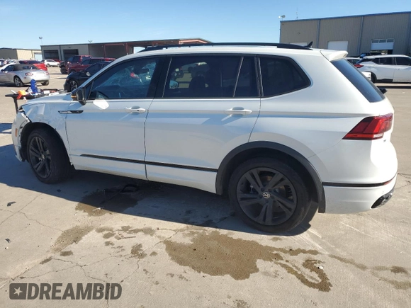 2024 Volkswagen Tiguan SE R-Line Black with VIN 3VVCB7AX1RM001262, listed as a Copart auction lot 80100514 with 13,225 mi miles and Salvage title. Bid and sale history available at DreamBid. Image 2.