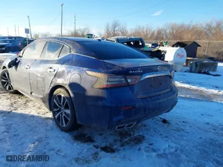 2021 Nissan Maxima SV with VIN 1N4AA6CV1MC504613, listed as a IAAI auction lot 41350744 with 73,012 mi miles. Bid and sale history available at carsss.com. Image 3.