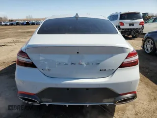 2023 Genesis G70 3.3T z VIN KMTG54TE9PU110080, wystawiony jako Copart lot #48878795 z przebiegiem 37 955 mil mil oraz Szkody całkowita. Historia ofert i sprzedaży dostępna na DreamBid. Obrazek 6.