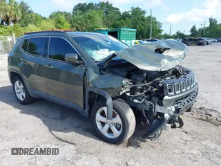 2018 Jeep Compass Altitude z VIN 3C4NJCBB2JT194067, wystawiony jako IAAI lot #41111908 z przebiegiem 71 172 mil mil oraz . Historia ofert i sprzedaży dostępna na DreamBid. Obrazek 1.