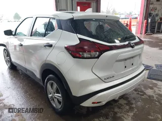 2022 Nissan Kicks S with VIN 3N1CP5BV4NL525395, listed as a IAAI auction lot 41940642 with 49,520 mi miles. Bid and sale history available at carsss.com. Image 3.