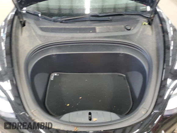 2018 Tesla Model 3 Long Range Battery z VIN 5YJ3E1EB4JF144295, wystawiony jako Copart lot #58754715 z przebiegiem 63 569 mil mil oraz Tytuł czysty. Historia ofert i sprzedaży dostępna na DreamBid. Obrazek 11.