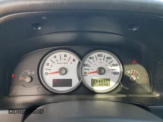 2005 Ford Escape XLT with VIN 1FMYU03185KA84202, listed as a Copart auction lot 75138074 with 147,142 mi miles and Clean Title. Bid and sale history available at carsss.com. Image 9.