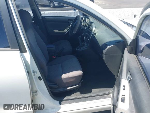 2003 Toyota Matrix XRS with VIN 2T1KY32E63C152841, listed as a IAAI auction lot 42127550 with 204,060 mi miles and . Bid and sale history available at DreamBid. Image 5.