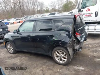 2020 Kia Soul S with VIN KNDJ23AU9L7064275, listed as a IAAI auction lot 41694210 with 75,410 mi miles. Bid and sale history available at carsss.com. Image 14.