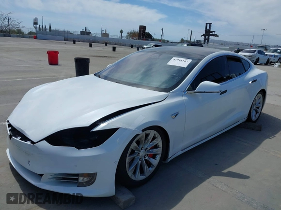 2018 Tesla Model S 75D with VIN 5YJSA1E25JF245269, listed as a IAAI auction lot 41914567 with 56,086 mi miles and . Bid and sale history available at DreamBid. Image 20.