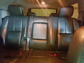 2014 Chevrolet Suburban LT z VIN 1GNSCJE04ER201392, wystawiony jako Copart lot #58076755 z przebiegiem 229 288 mil mil oraz Szkoda całkowita • Salvage title. Historia ofert i sprzedaży dostępna na DreamBid. Obrazek 10.