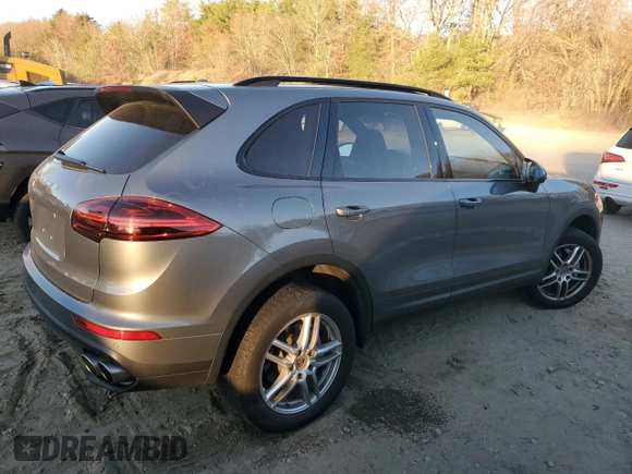2017 Porsche Cayenne S с VIN WP1AB2A25HLA50282, выставлен на аукционе Copart как лот 80912384 с пробегом 44 744 миль миль и Списание • Salvage title. История ставок и продаж доступна на DreamBid. Изображение 3.
