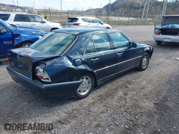 1998 Mercedes-Benz C 230/260/280/320 with VIN WDBHA23G2WA646839, listed as a IAAI auction lot 41983171 with 176,887 mi miles and . Bid and sale history available at carsss.com. Image 4.