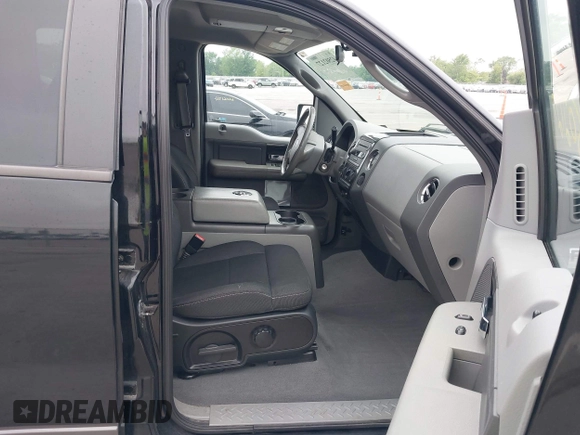 2008 Ford F-150 XLT with VIN 1FTPW14V88KD62523, listed as a IAAI auction lot 42502127 with 153,195 mi miles and . Bid and sale history available at DreamBid. Image 5.