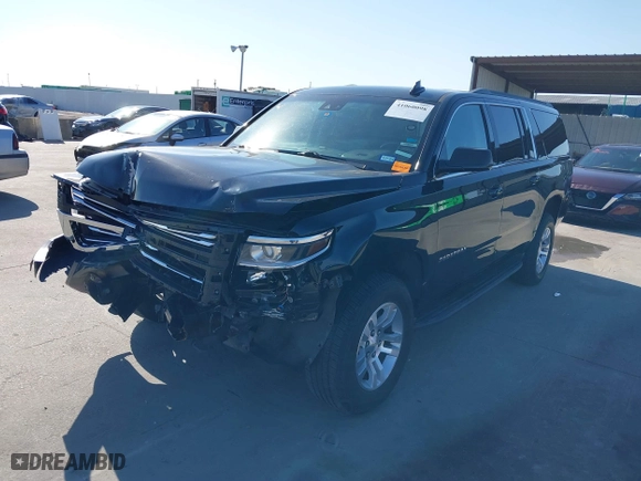 2019 Chevrolet Suburban LT with VIN 1GNSCHKC5KR192740, listed as a IAAI auction lot 41060098 with 243,257 mi miles. Bid and sale history available at carsss.com. Image 18.