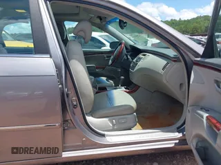 2006 Hyundai Azera SE с VIN KMHFC46F76A043396, выставлен на аукционе IAAI как лот 42398355 с пробегом 232 418 миль миль и . История ставок и продаж доступна на DreamBid. Изображение 5.