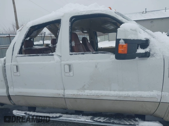 2008 Ford Super Duty F-250 SRW XL with VIN 1FTSW21R58EA26009, listed as a IAAI auction lot 41282806 with 217,231 mi miles. Bid and sale history available at carsss.com. Image 13.