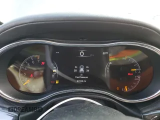 2018 Jeep Grand Cherokee High Altitude z VIN 1C4RJFCG3JC426443, wystawiony jako Copart lot #49703465 z przebiegiem 97 233 mil mil oraz Szkoda całkowita • Salvage title. Historia ofert i sprzedaży dostępna na DreamBid. Obrazek 9.