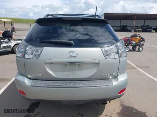 2007 Lexus RX 350 with VIN JTJGK31U470006886, listed as a IAAI auction lot 41927950 with 180,009 mi miles. Bid and sale history available at carsss.com. Image 17.