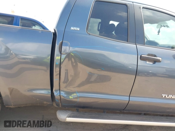 2010 Toyota Tundra z VIN 5TFUW5F13AX138105, wystawiony jako IAAI lot #41499018 z przebiegiem 295 414 mil mil oraz . Historia ofert i sprzedaży dostępna na DreamBid. Obrazek 18.